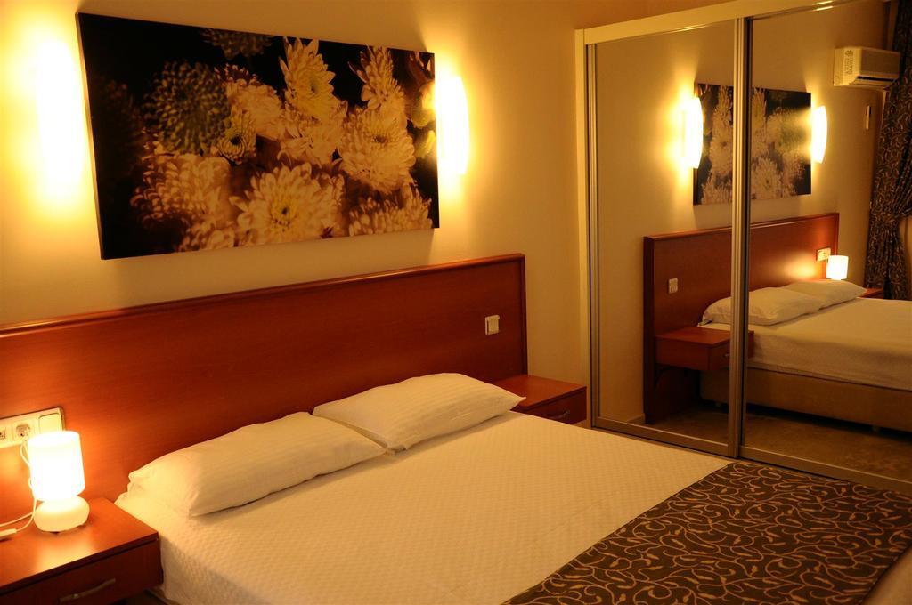 Lord Hotel Cesme Room photo